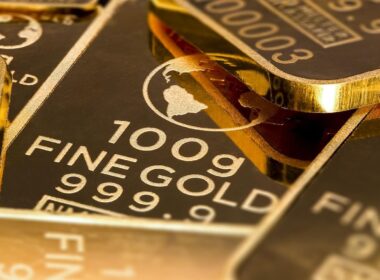 crypto-market-today:-wld,-myx-surge-as-gold-hits-inflation-adjusted-record-high